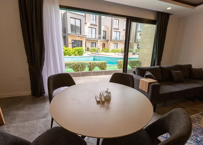 Apartment Kervansaray Two Bed By Holidaykeys *