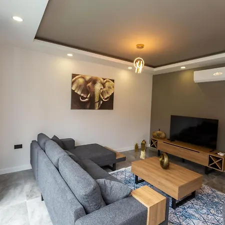 Kervansaray Two Bed By Holidaykeys Daire *